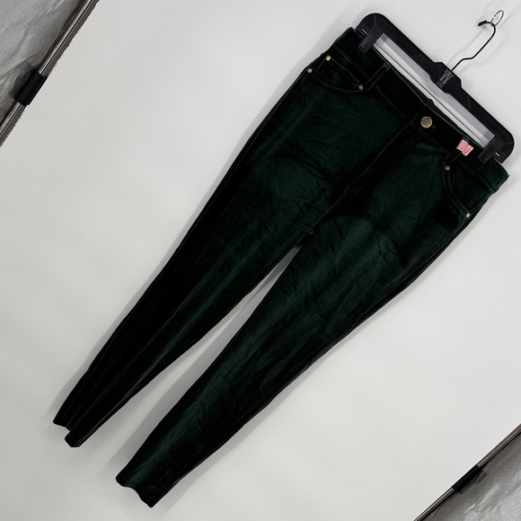 🦆 INC International Concepts Dark Green Velvet stretchy Pants - Picture 2 of 7
